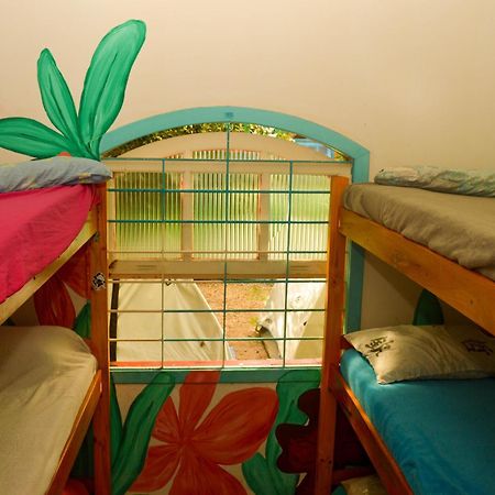Hostel Tropico De Capricornio - Itagua Ubatuba Ruang foto